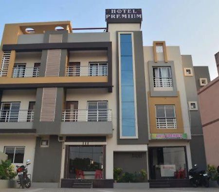 Premium Hotel Near Nagoa Beach Diu Eksteriør bilde